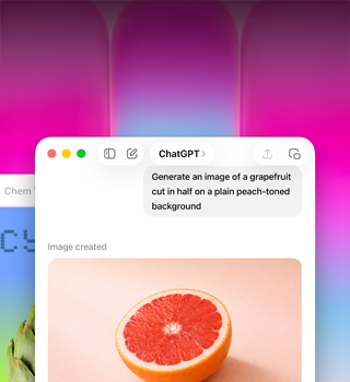Pantalla de una MacBook Neo, se usa ChatGPT para generar una imagen de un pomelo, la segunda ventana muestra la imagen de una alcachofa sobre un fondo degradado en Keynote