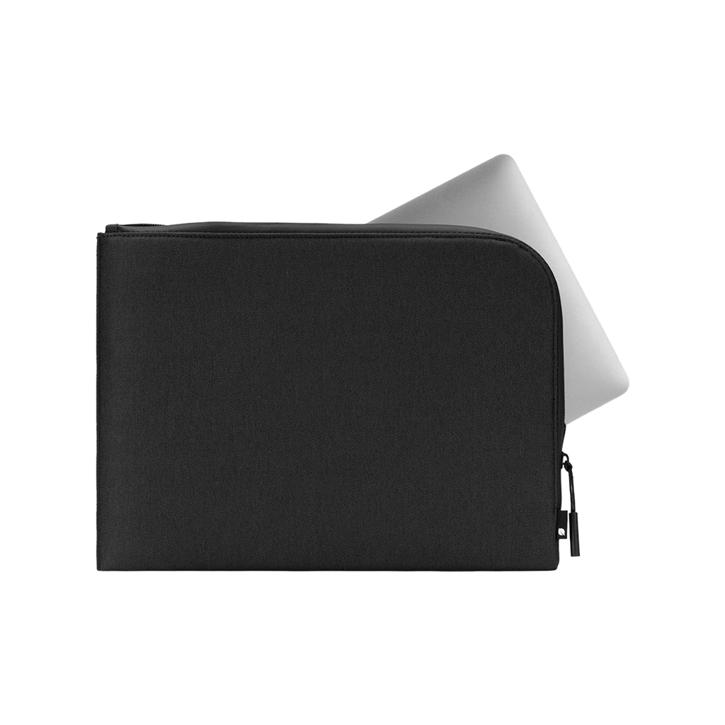 Incase Facet Funda en Sarga Reciclada MacBook Pro 16" - Negro