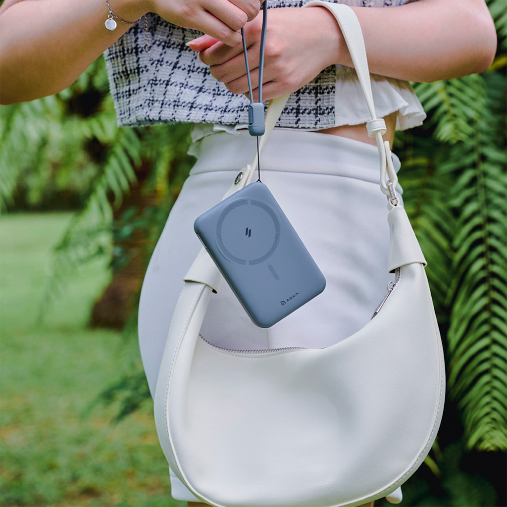 Adam Elements VIONTA C2 Pro 8 en 1 Banco de Carga Magnético 10,000 mAh - Gris