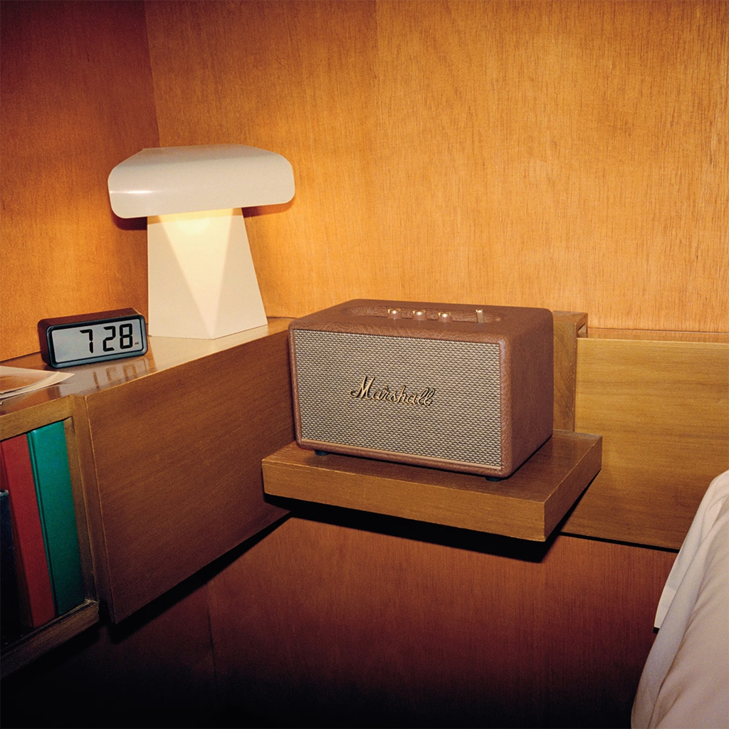 Parlante Bluetooth Acton III de Marshall - Marrón