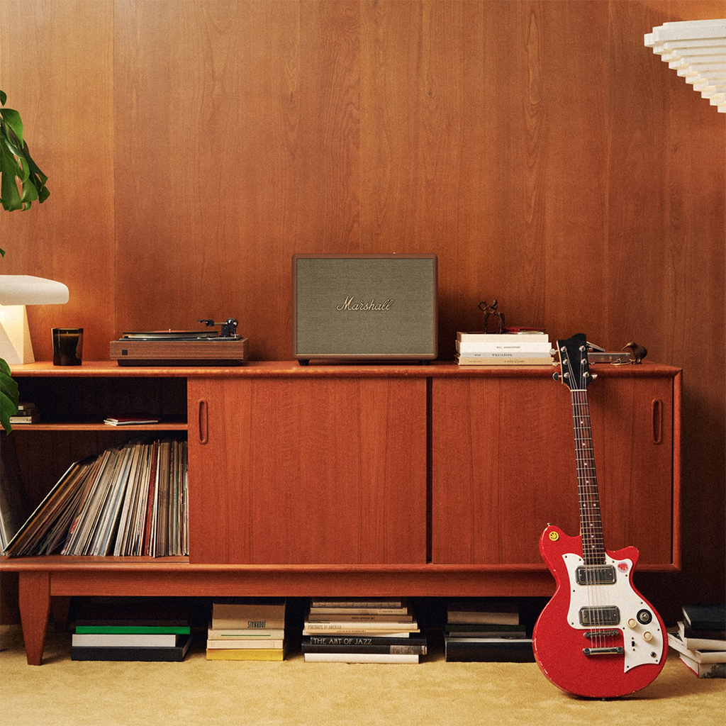 Parlante Bluetooth Woburn III de Marshall - Marrón